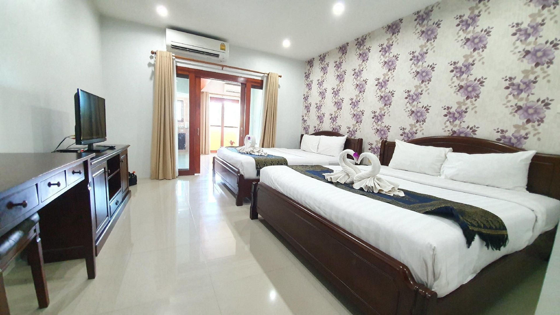 ดวงตา อันดา โฮเทล กระบี่ (Doungta Anda Hotel Krabi)1