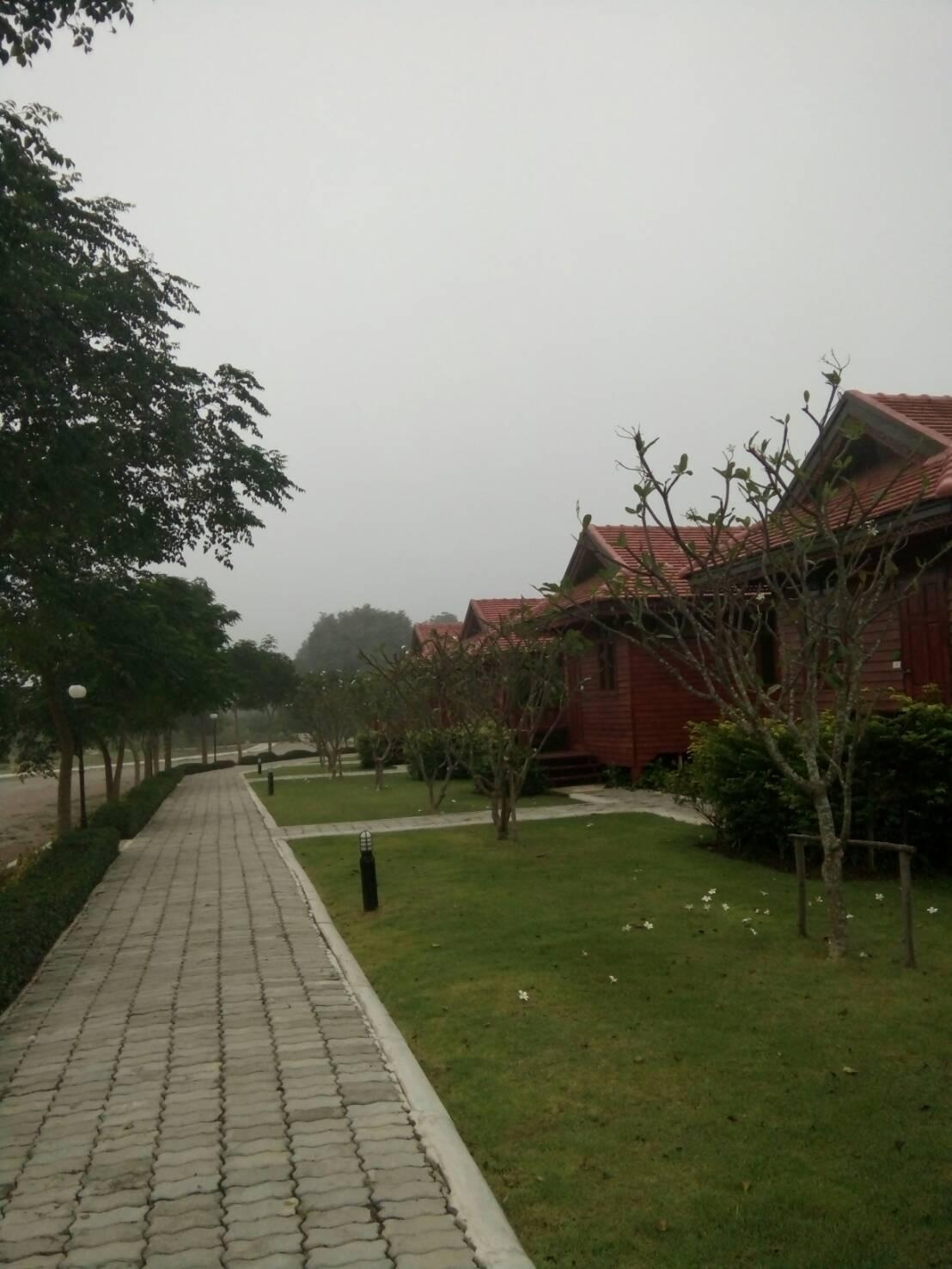 ลีลาวลัย รีสอร์ท (Lilawalai Resort)1