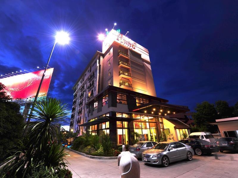 โบนิโต้ ชิโนส์ โฮเทล (Bonito Chinos Hotel)2