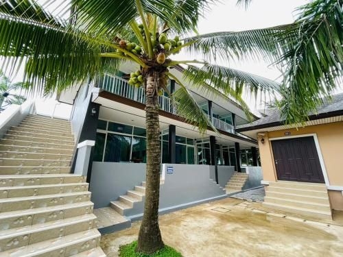 บ้านฟ้าทะเลจันท์ (Baan Faa Talay Chan)2