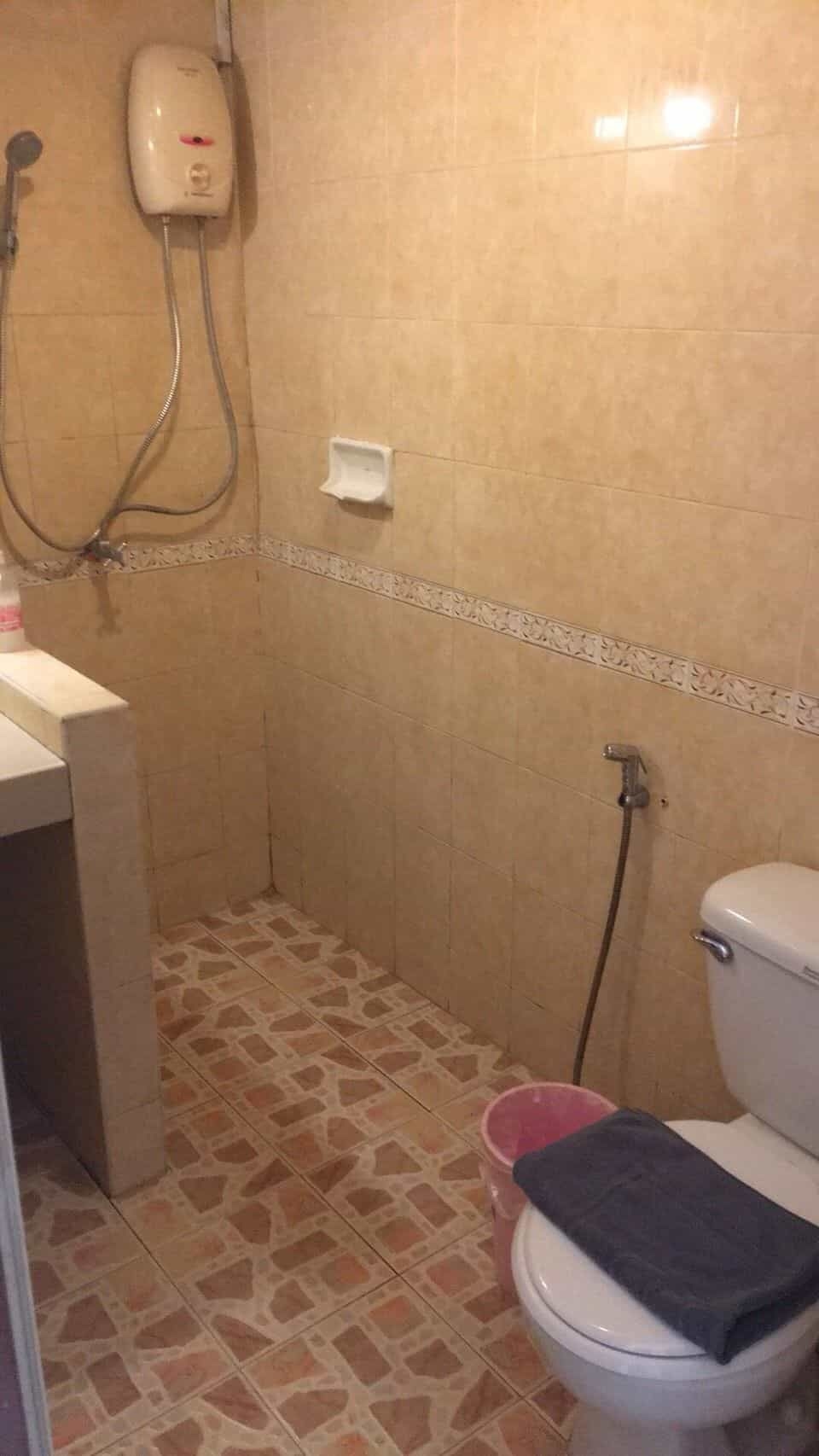 ต้นทองรีสอร์ท (Tonthong Resort)2