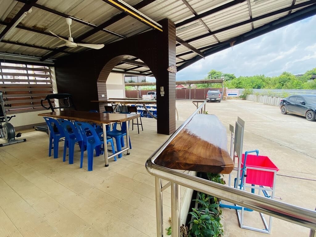 เมธาพาเลซ (Metha Palace)4
