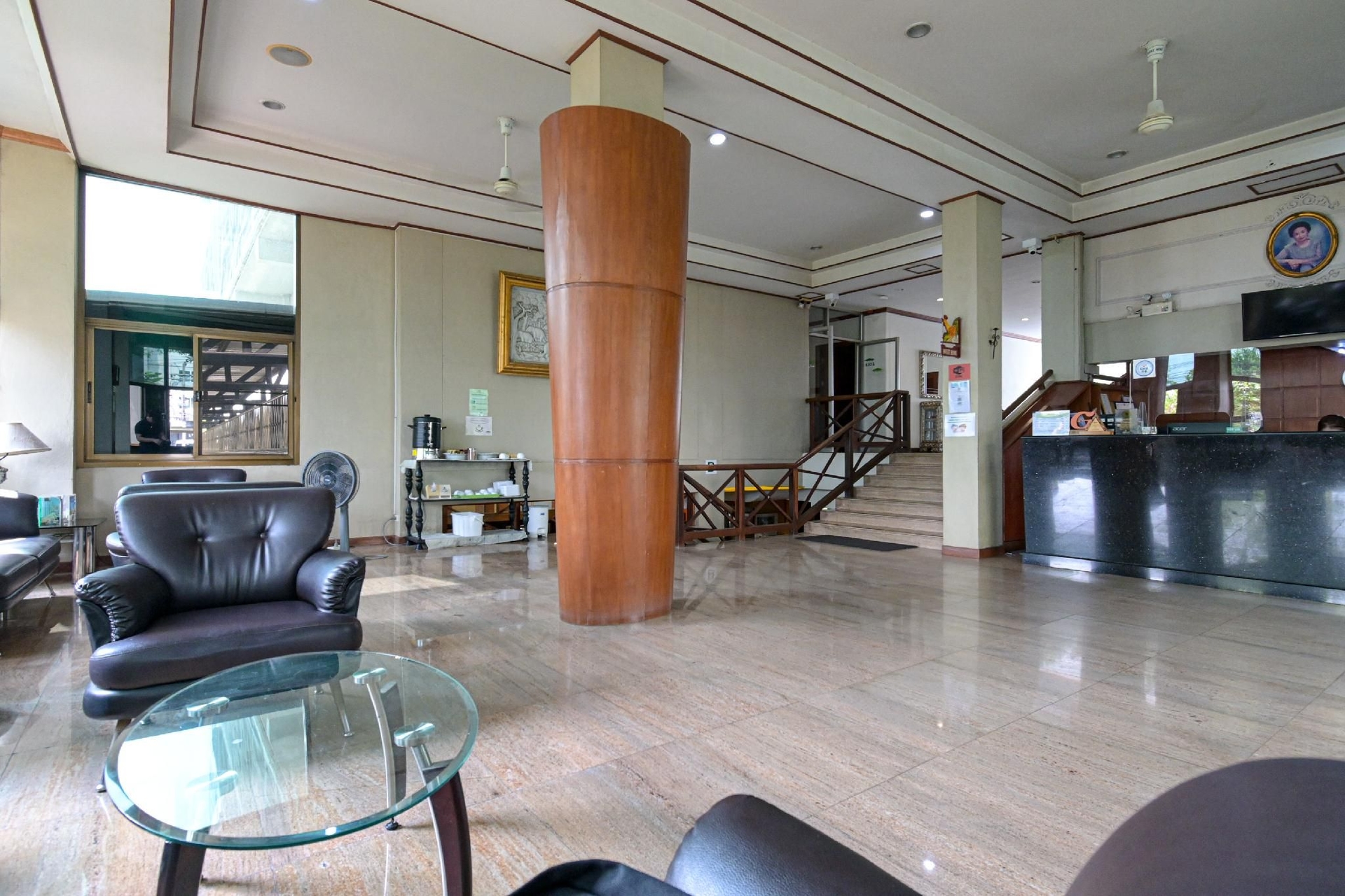 โรงแรมรัตนา ปาร์ค (Rattana Park Hotel)2