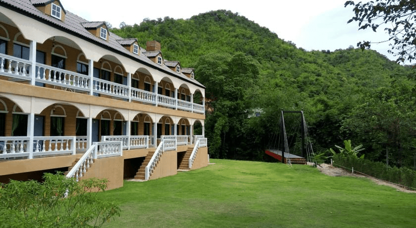 สแตมป์ ฮิลล์ รีสอร์ต (Stamp Hills Resort)4