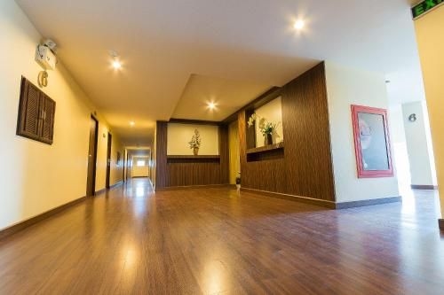 โรงแรมสินเกียรติบุรี (Sinkiat Buri Hotel)4