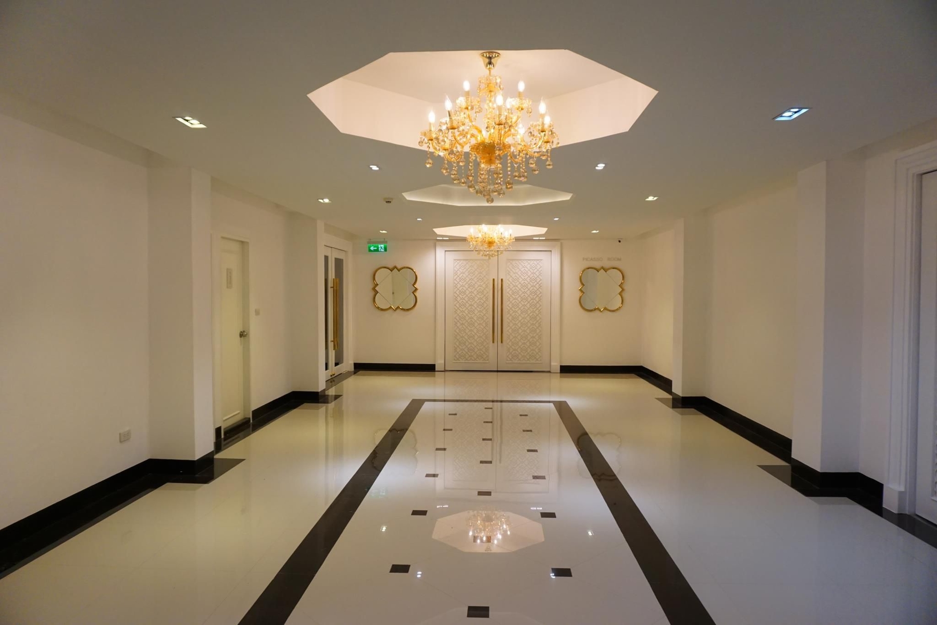 ทาริส อาร์ต โฮเทล แพร่ (Taris Art Hotel Phrae)1