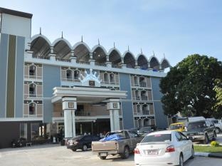 Queen Palace Hotel3