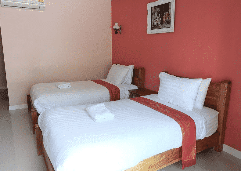 คำ แพง โฮเทล (Come Pang Hotel)3