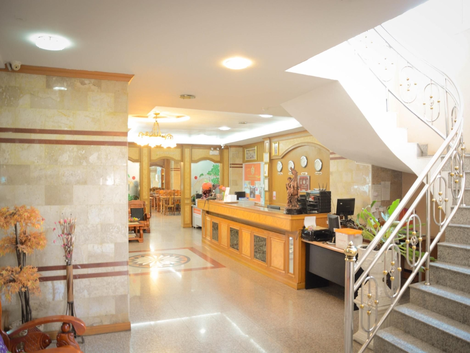 Submukda Phoomplace Hotel2