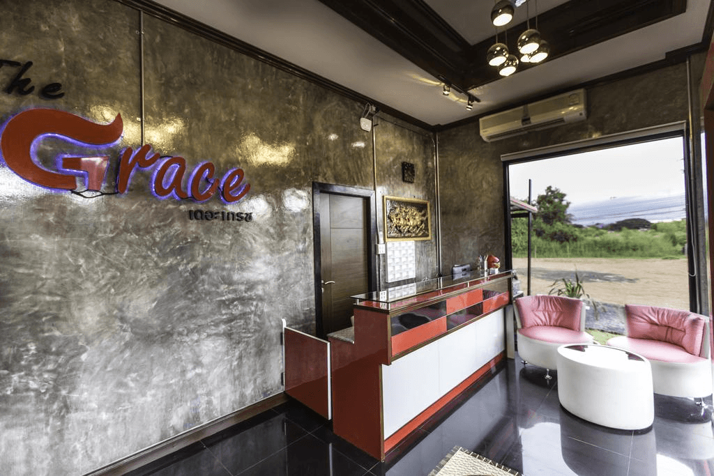 เดอะ เกรซ โฮเทล (The Grace Hotel Kalasin)1