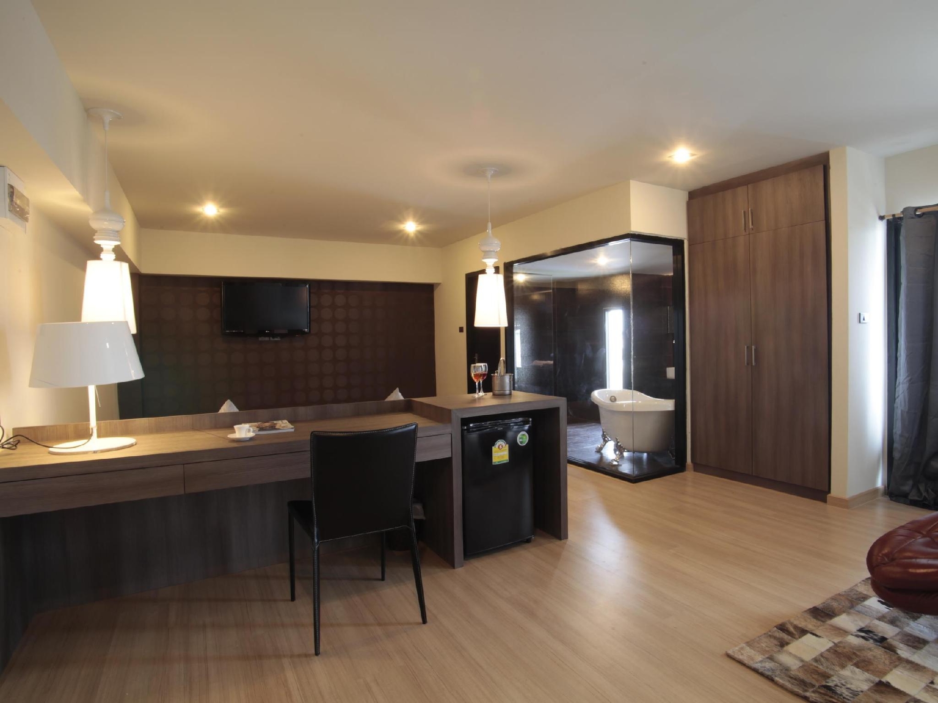 โรงแรมไดอารี่ สวีท (Diary Suite Hotel)4