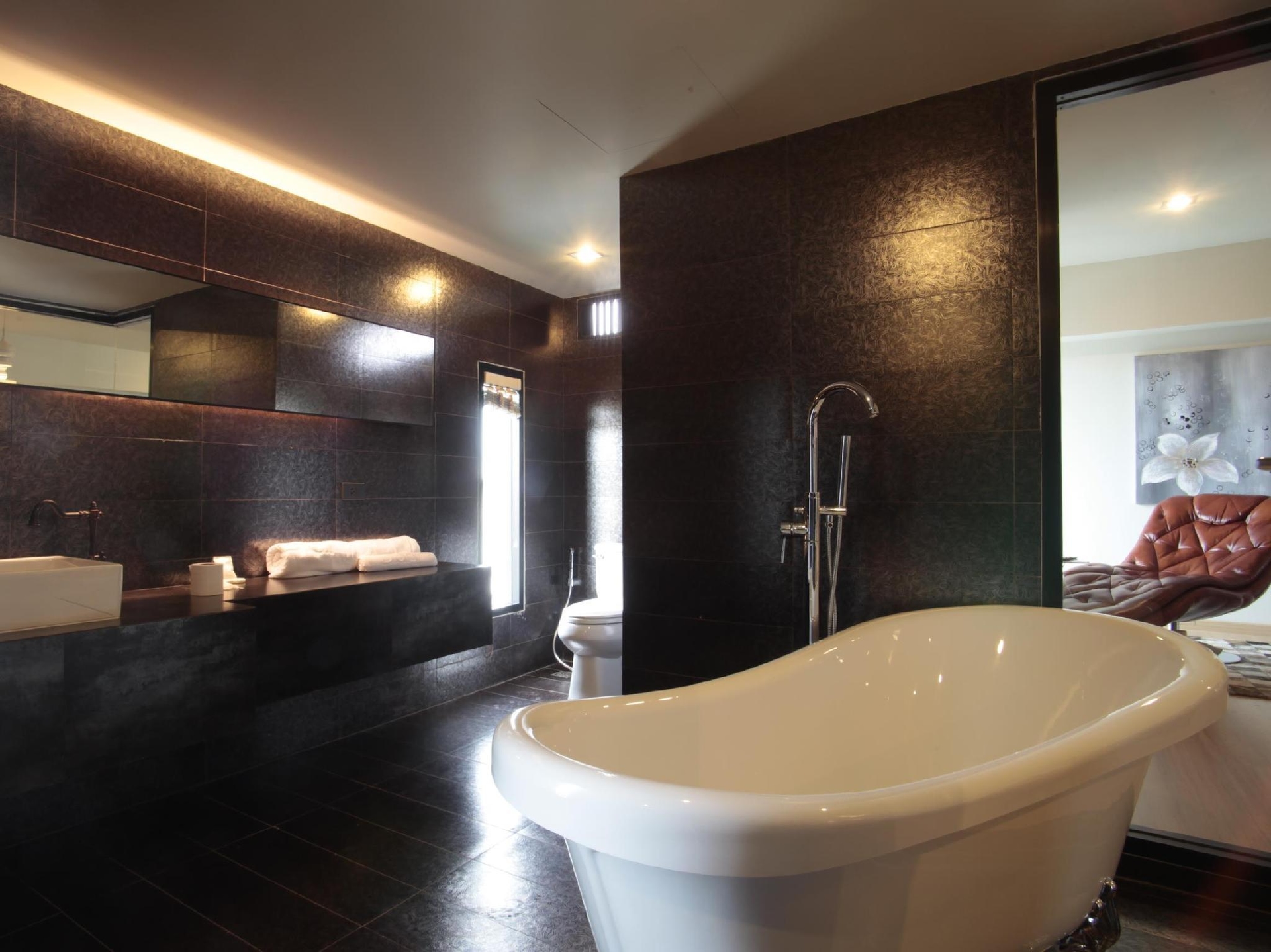 โรงแรมไดอารี่ สวีท (Diary Suite Hotel)2