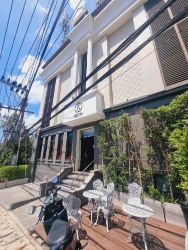 อดีมา บูทิก กะรน (Adema Boutique Karon)2