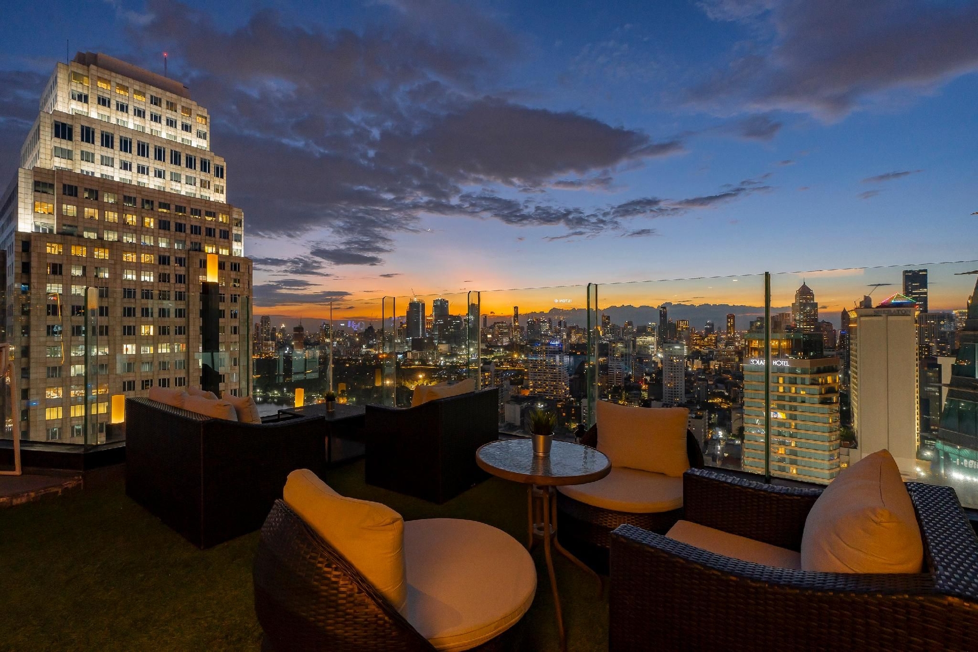 เดอะ คอนทิเนนท์ โฮเทล สุขุมวิท (The Continent Hotel Sukhumvit)4