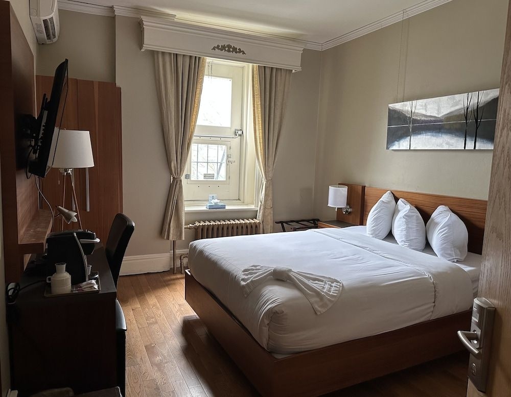 Hotel L'Ermitage4
