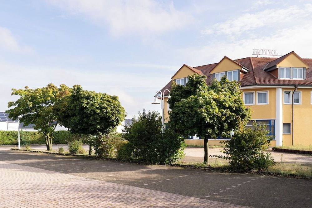 ates Hotel Lampertheim0