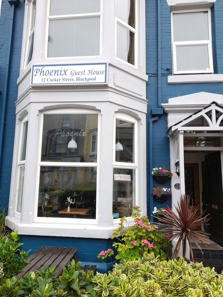 Phoenix Guest House3