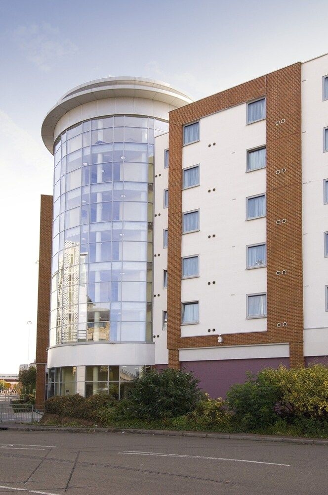 Premier Inn Reading Central0