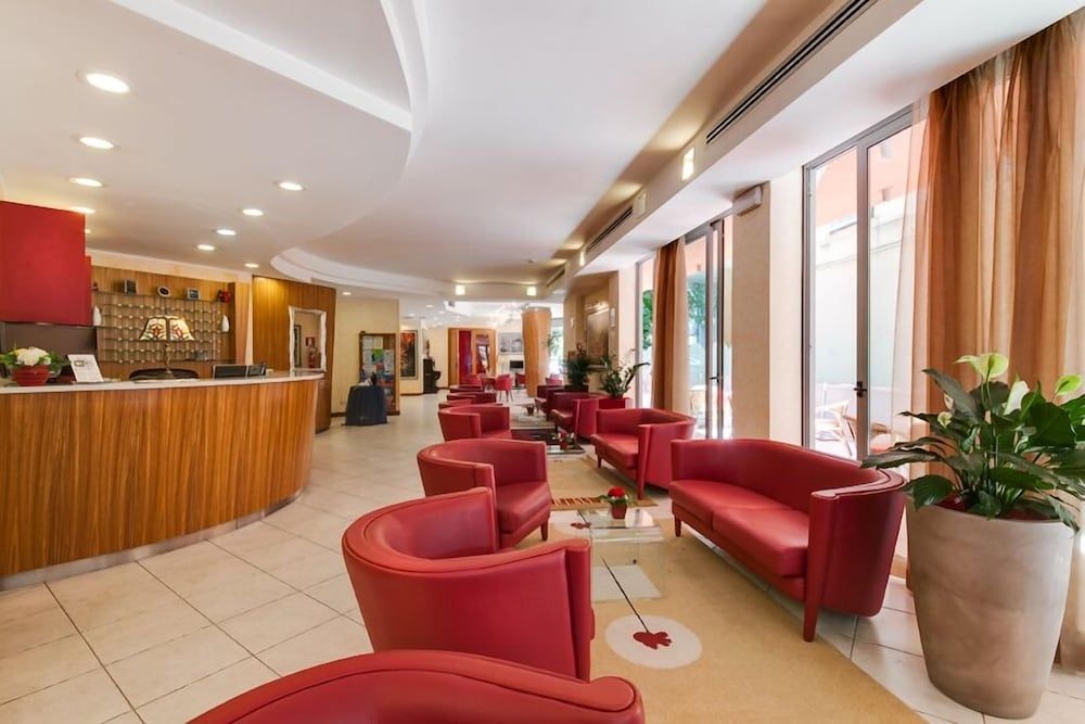 Aris Hotel4