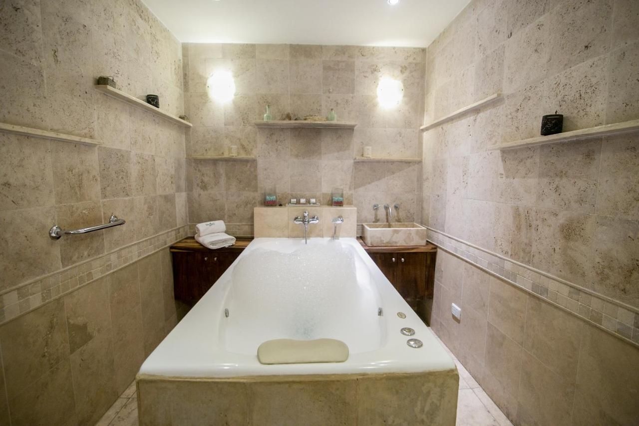 Tower Inn Suites3