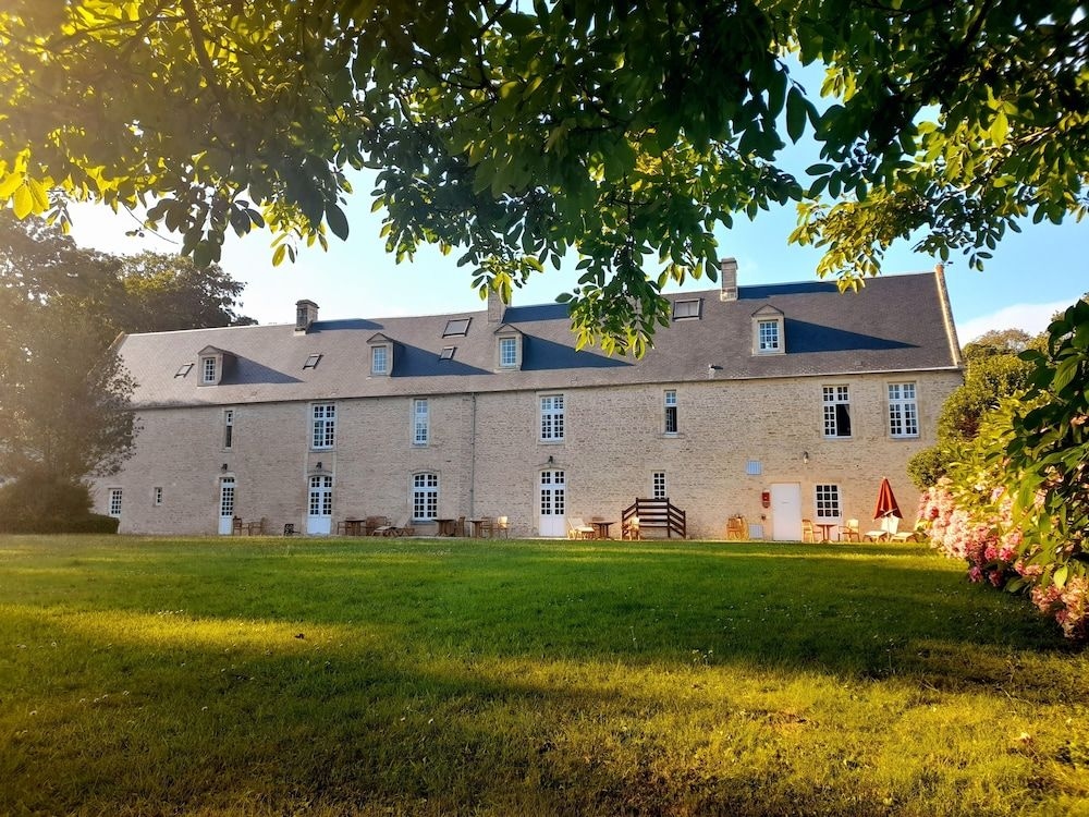 Le Manoir De Mathan0