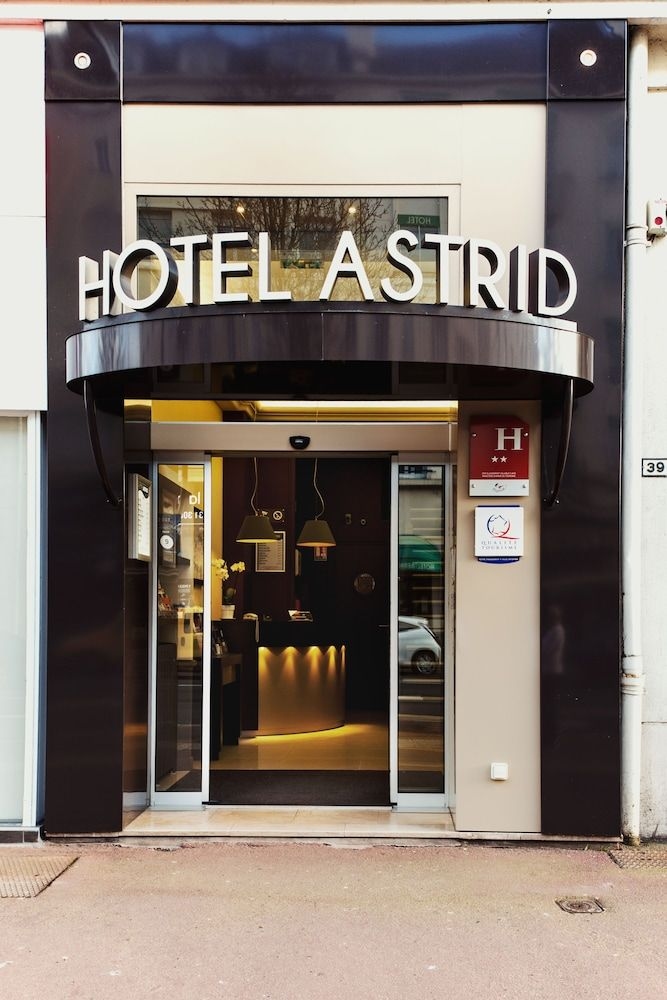 Astrid0