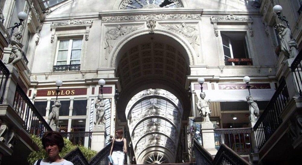 Hotel Saint-Patrick1