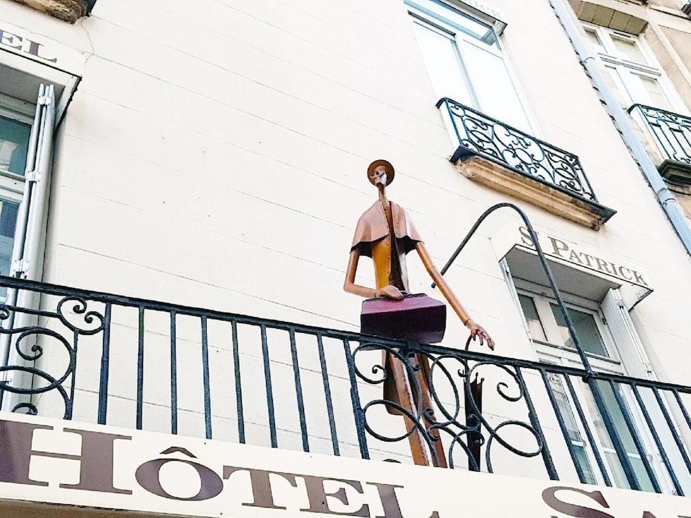 Hotel Saint-Patrick3