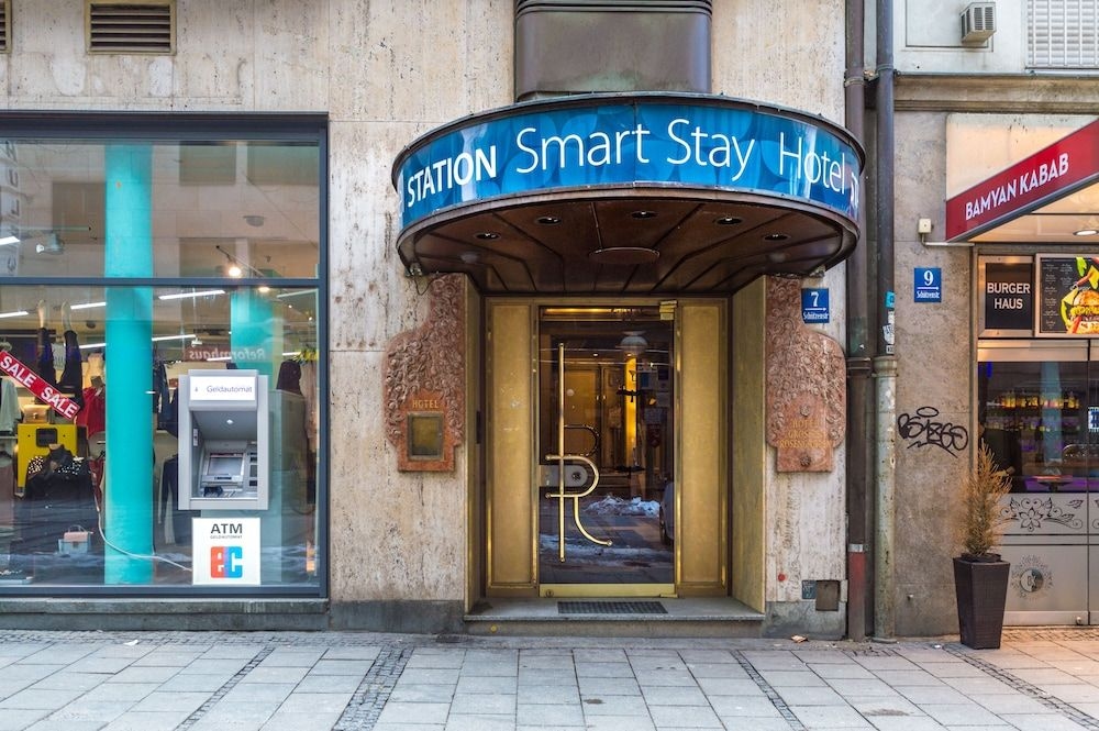 Smart Stay Hotel Station0