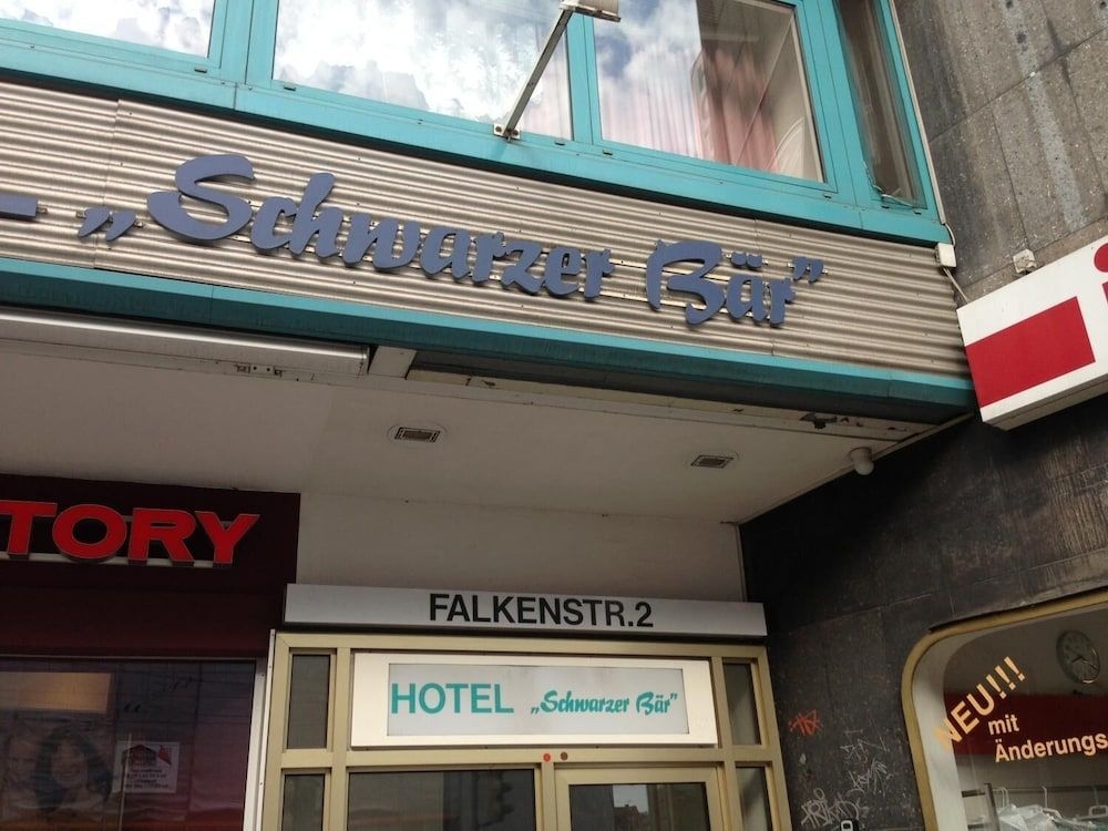 Hotel Schwarzer Bar2