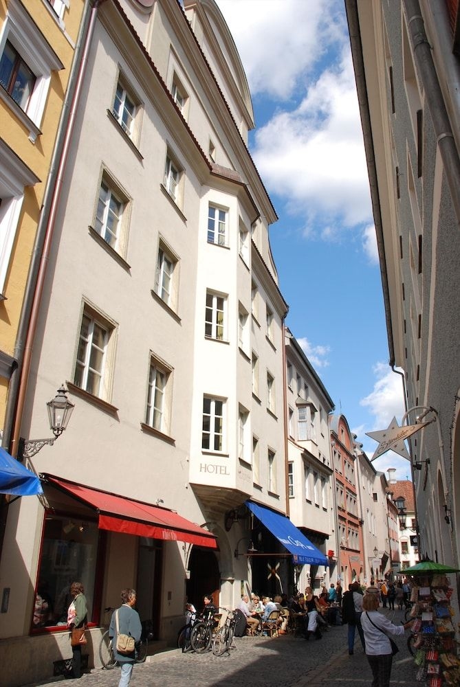 Hotel Orphee4