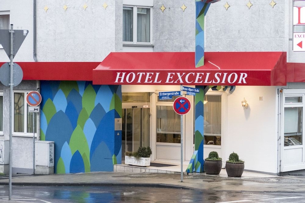 Hotel Excelsior0