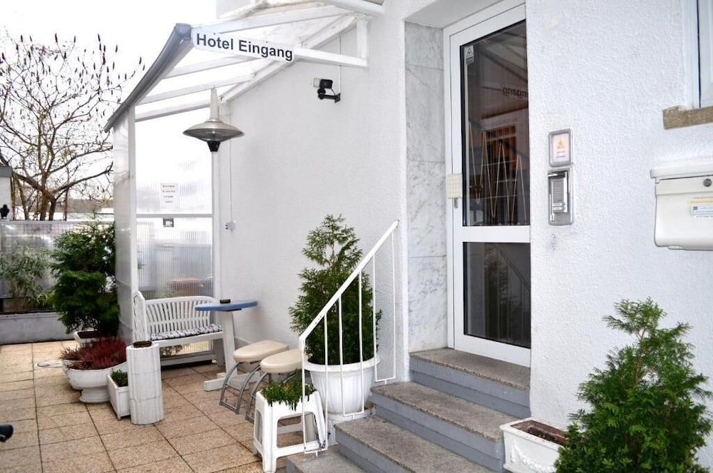 Hotel Stern0