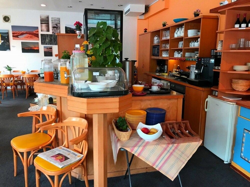 Hotel- Cafe -Kaiserhof4