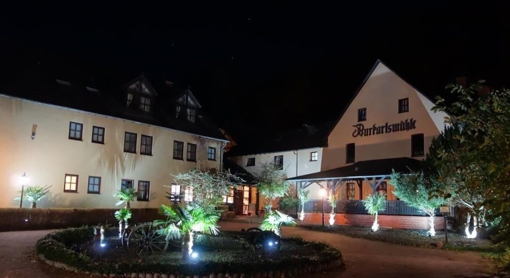 Landhotel Burkartsmuhle4