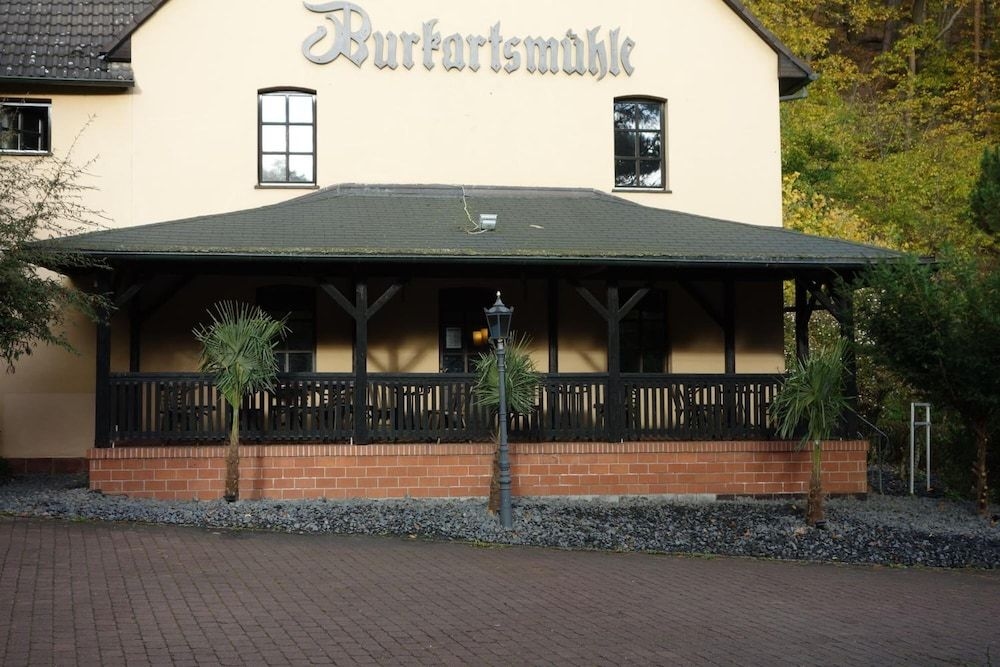 Landhotel Burkartsmuhle2