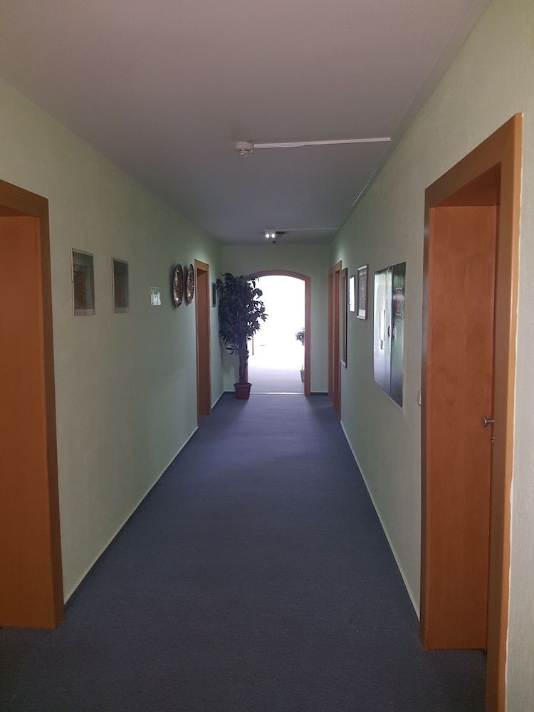 Hotel Stadt Baunatal4