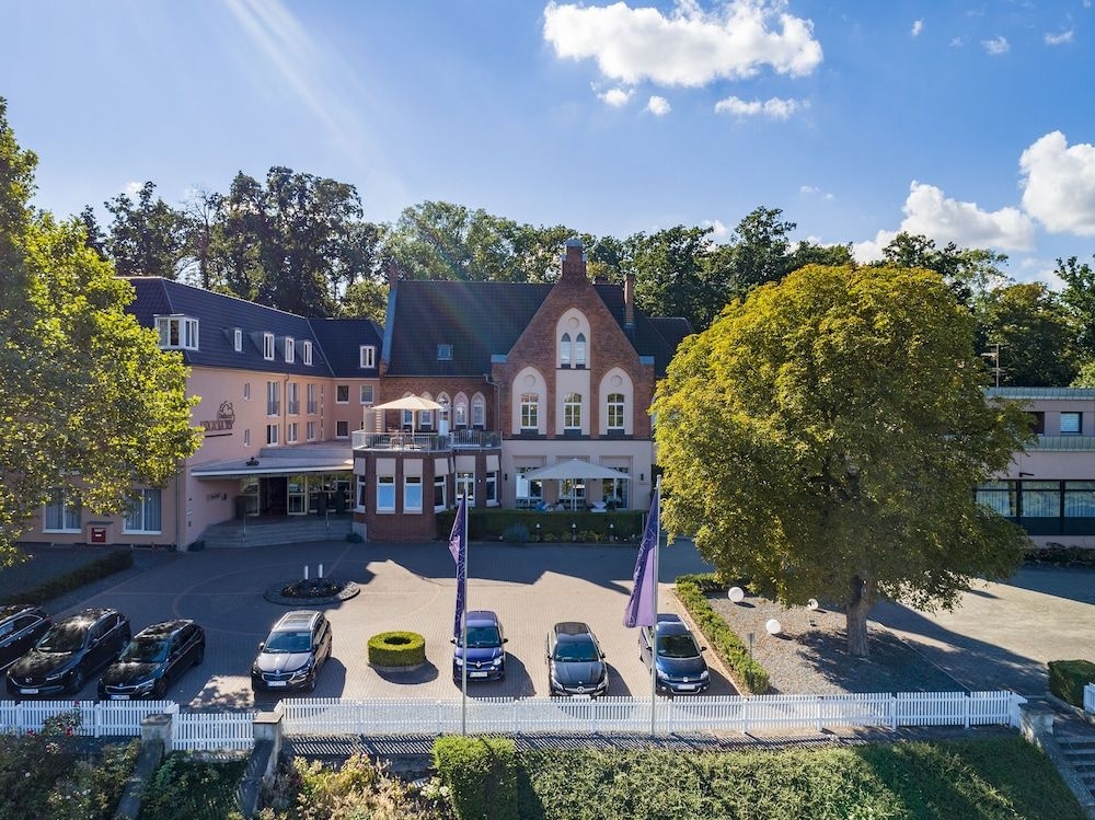 Parkhotel Bergholzchen2
