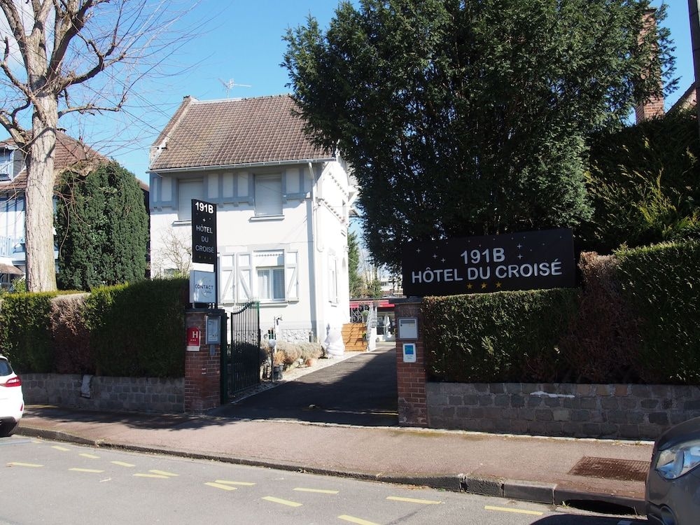 Hotel Du Croise2