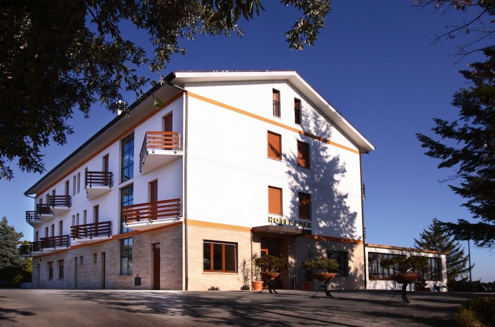 Hotel Eden1