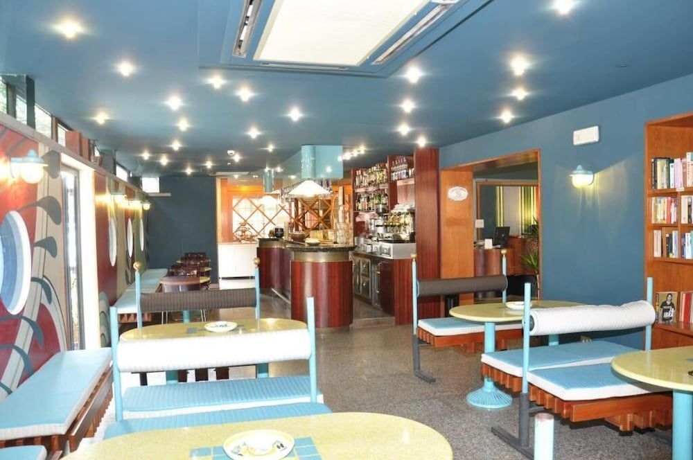 Hotel Carol1
