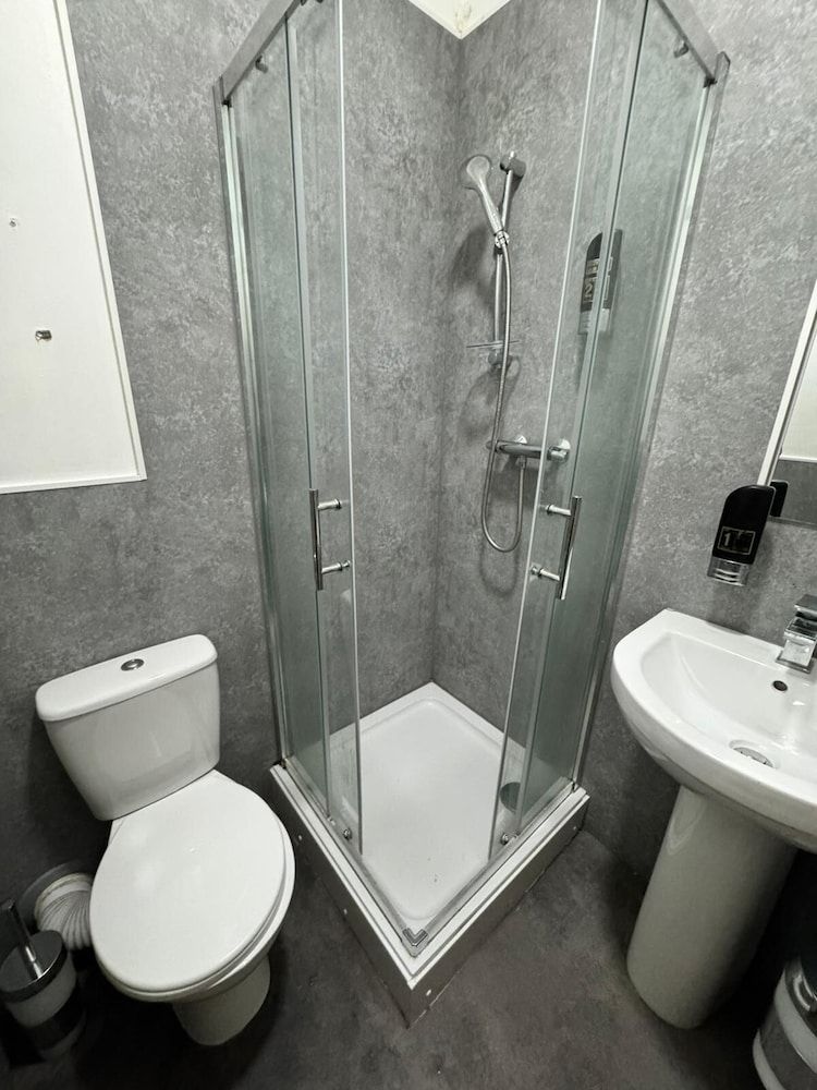 Regency Hotel4