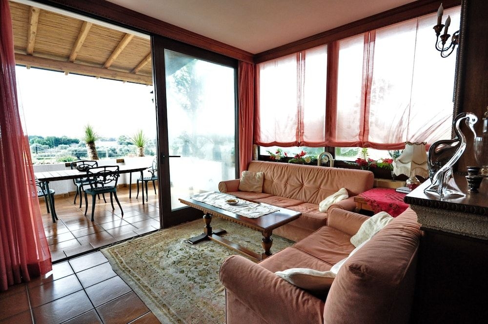 Felline In Bed&Breakfast1