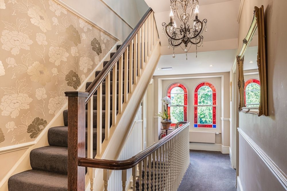 Lorne House Bed & Breakfast4