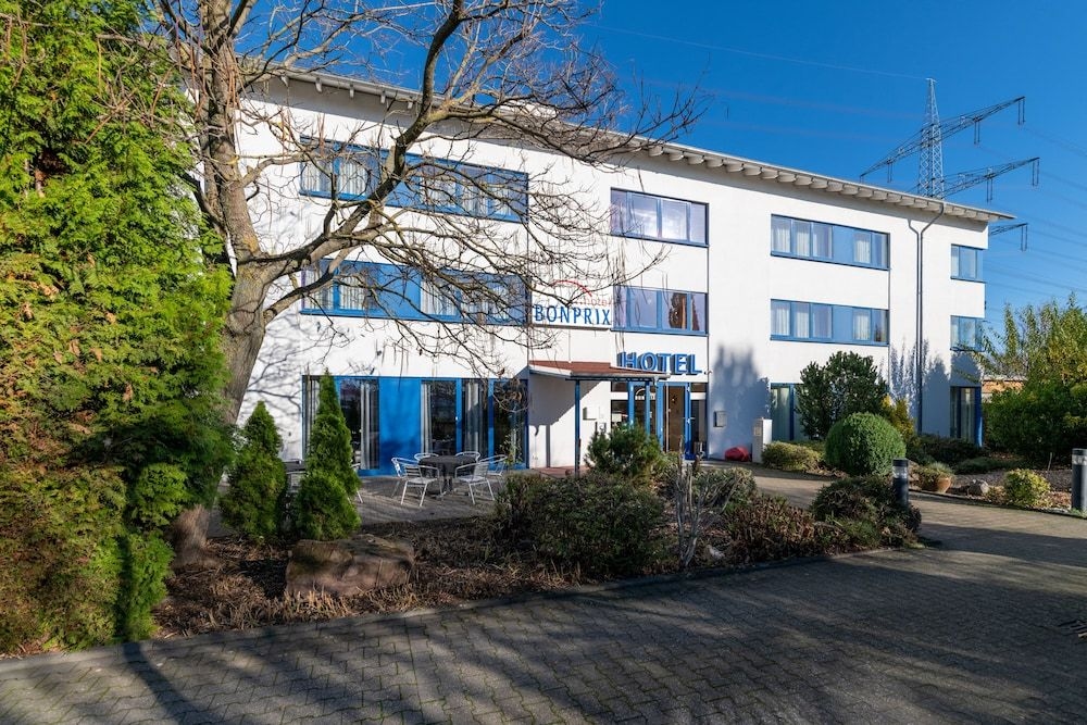 Hotel Bon Prix1