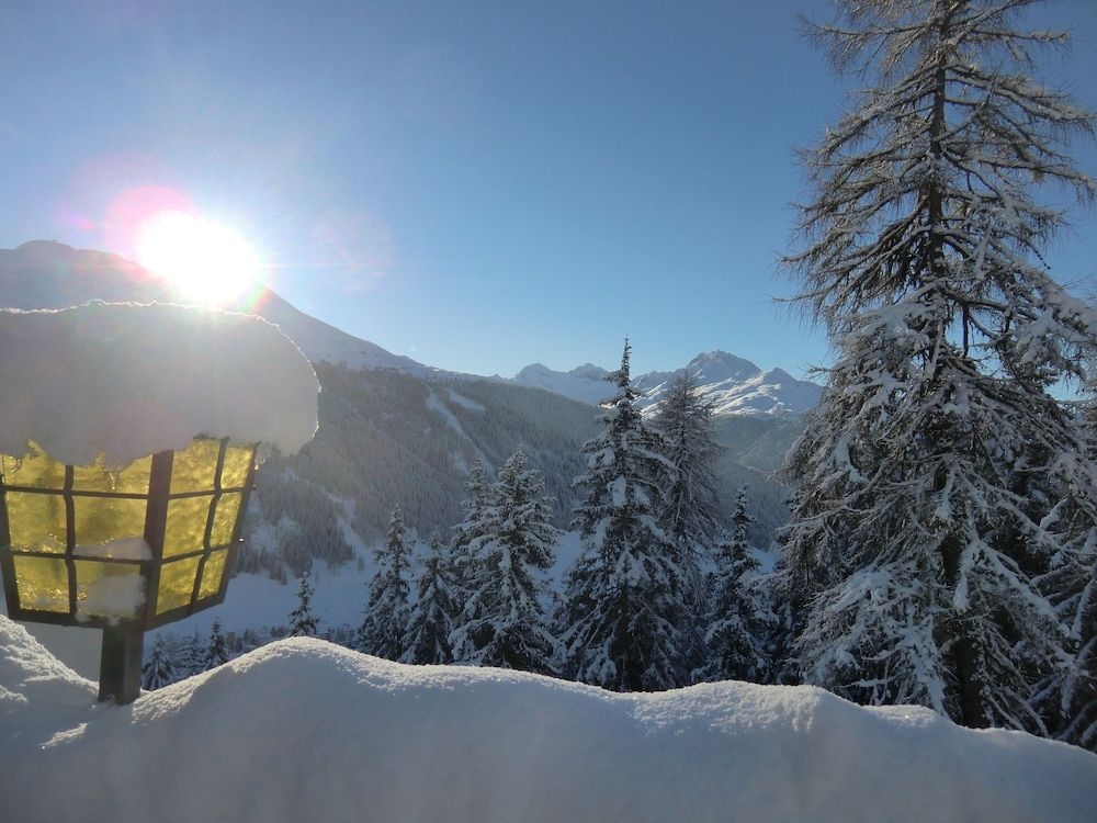 Schatzalp Lodges2