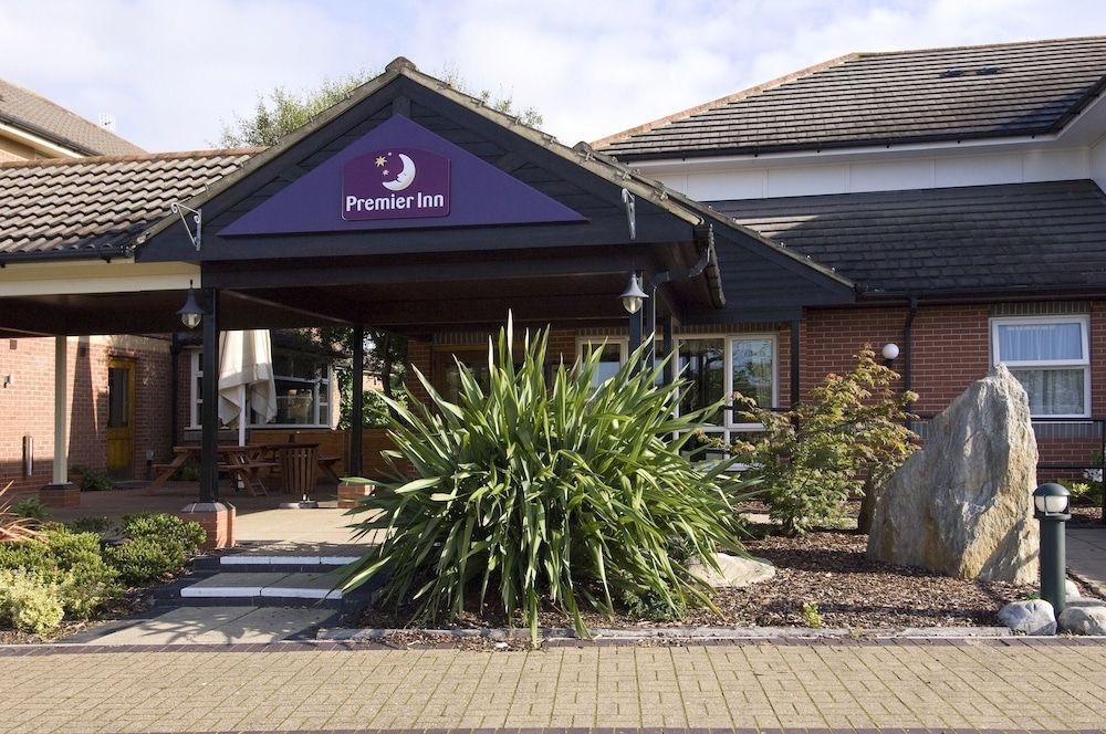 Premier Inn Bristol South1