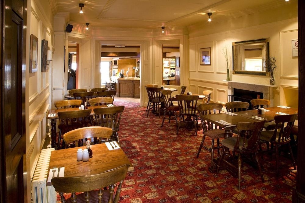 Premier Inn Epsom Central4