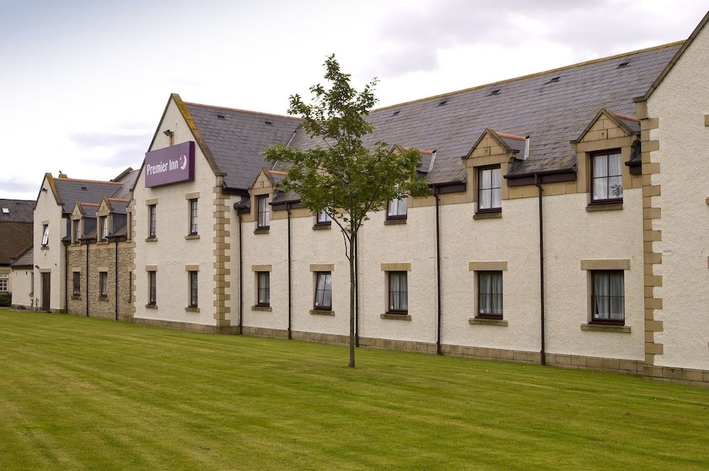 Premier Inn Dundee East1