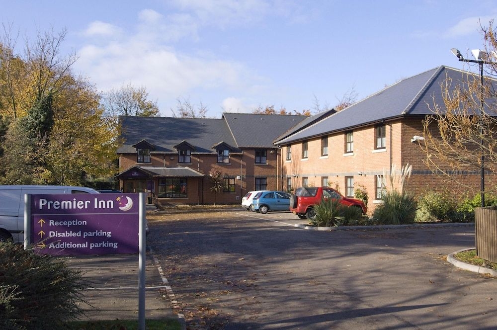 Premier Inn Gravesend Central3